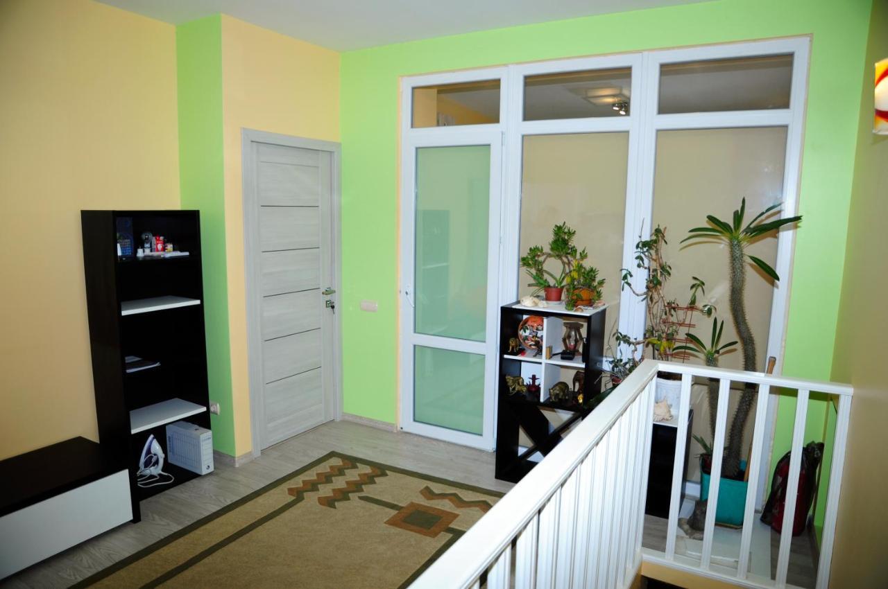 Homestay On Kanatna Street 57 โอเดสซา ภายนอก รูปภาพ